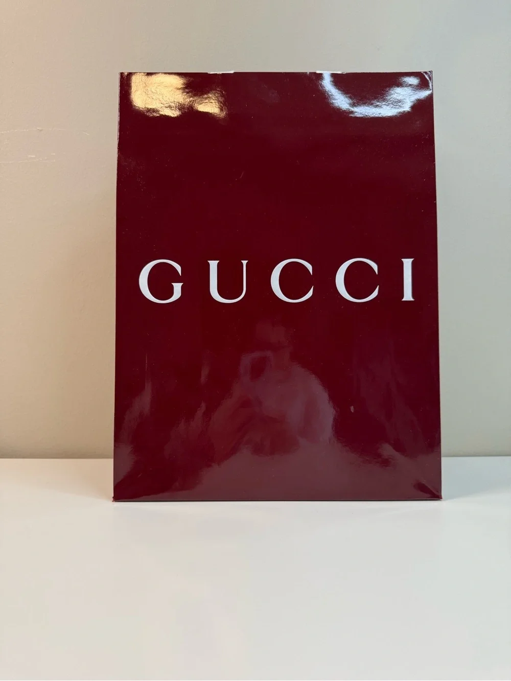 Gucci Large Burgundy Glossy Shopping Bag + Matching Card Envelope Packaging